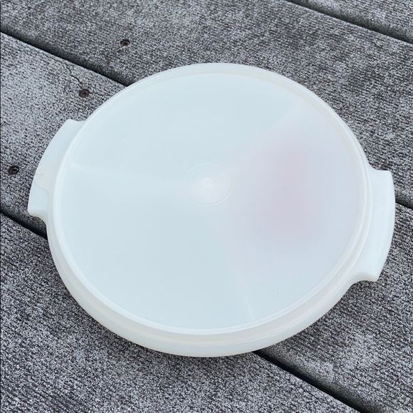 ☀️ Small Three Slotted Tupperware Serving Dish - Picture 4 of 5